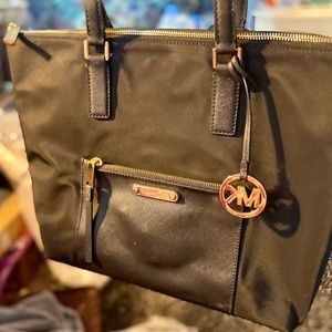 New Michael Kors Tote, Shoulder Bag